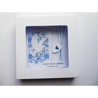 Kartka na Chrzest w pudełku handmade z białą gołębicą