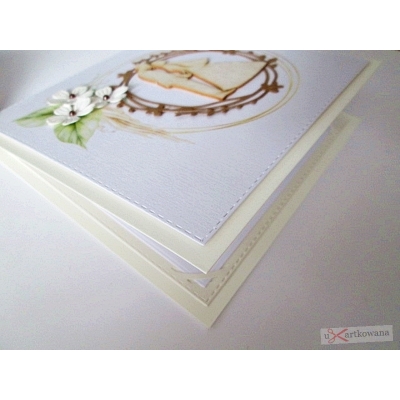 Kremowo-brązowa kartka na ślub w ozdobionej kopercie