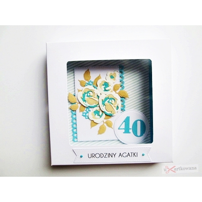 Beżowo-turkusowa kartka urodzinowa w pudełku